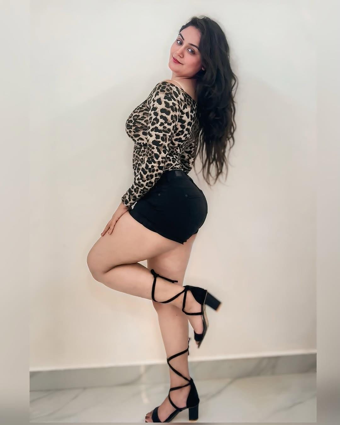 Kolkata Escort Service: Find The Ultimate Romantic Destination Filled With Intense And Steamy Love-making
